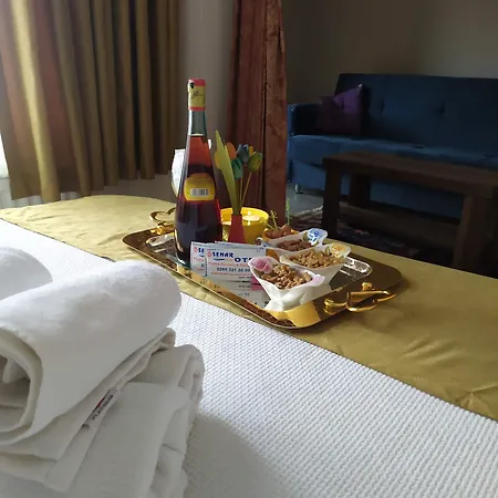 Senar Naz Otel Ayvalı