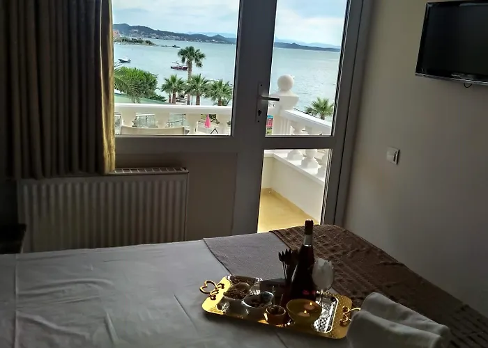 ホテル Senar Naz Ayvalı